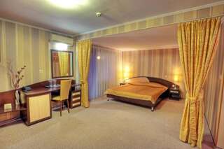 Отель Luxor Hotel Смолян Двухместный суперлюкс с 1 кроватью-6
